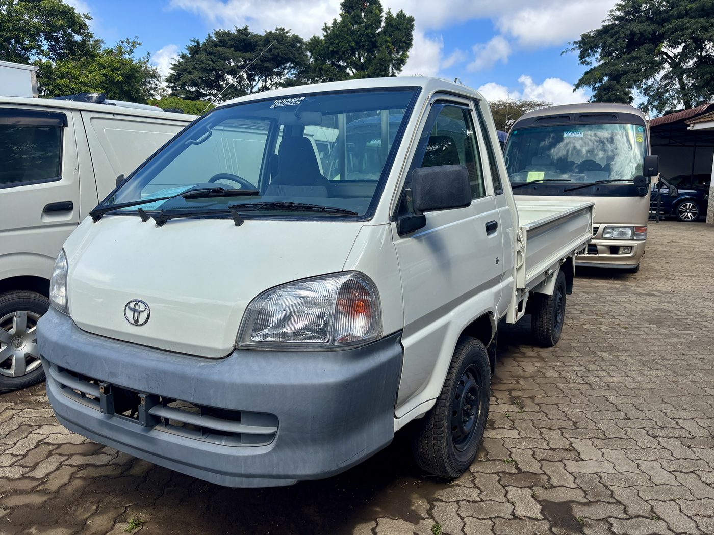 2001 TOYOTA TOWNACE - Image 5 - Image Motors Tanzania