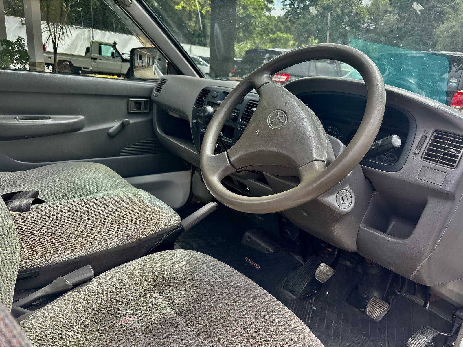2001 TOYOTA TOWNACE - Image 6 - Image Motors Tanzania