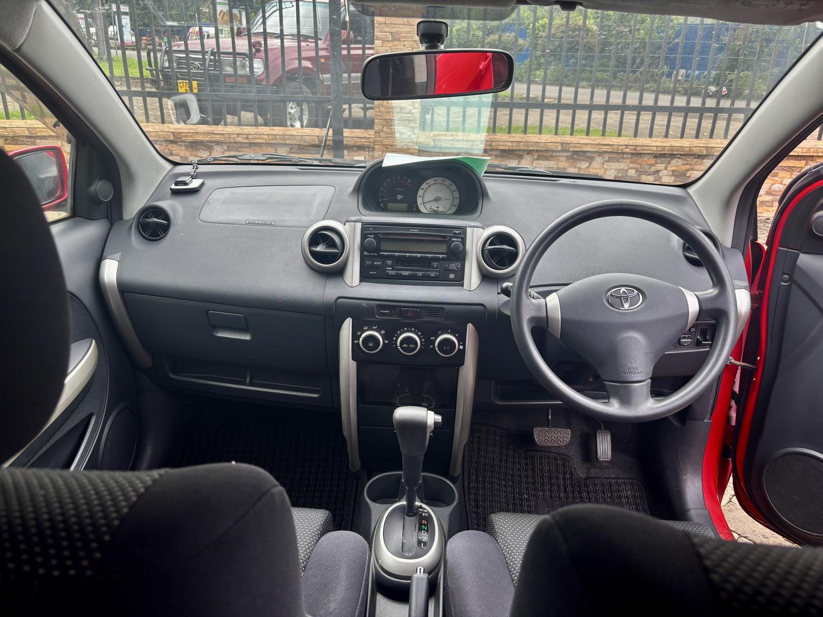 2004 TOYOTA IST - Image 6 - Image Motors Tanzania