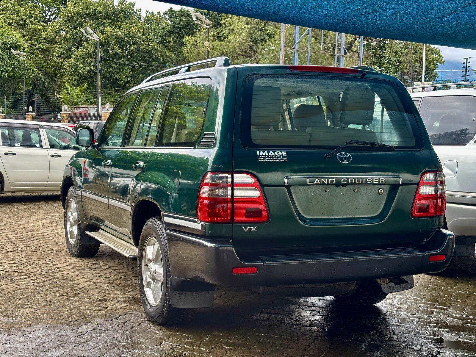2004 TOYOTA VX V8 - Image 4 - Image Motors Tanzania