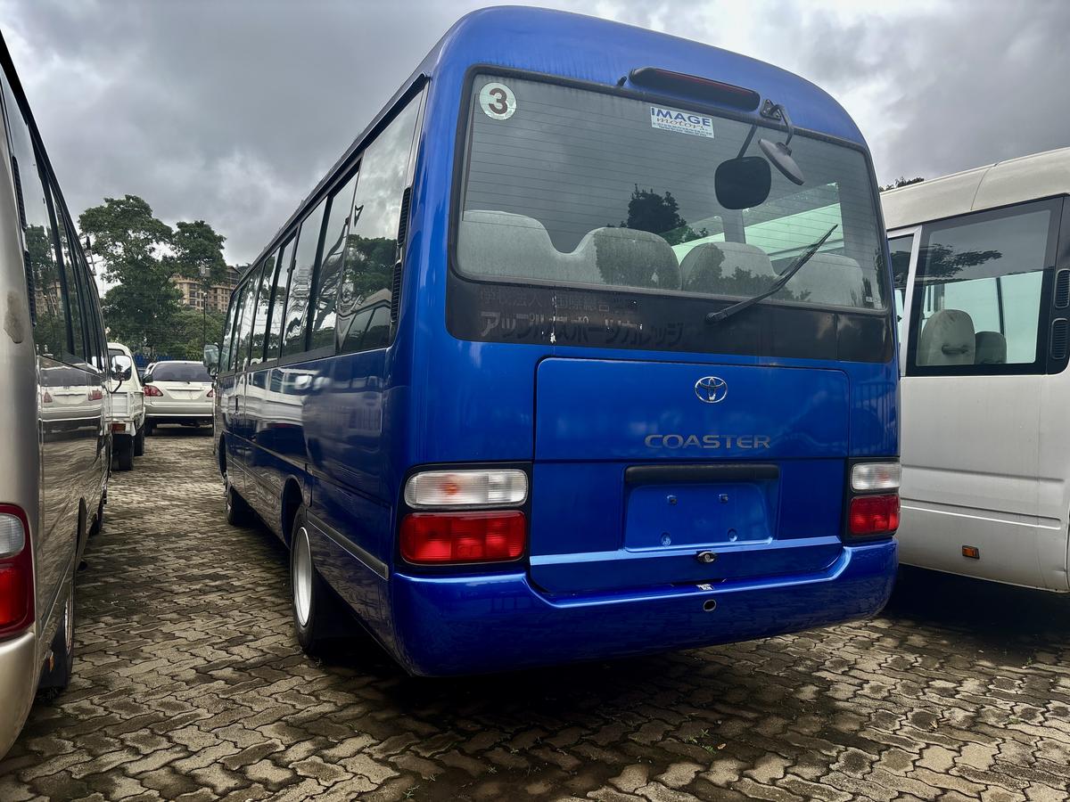 2005 TOYOTA COASTER - Image 4 - Image Motors Tanzania
