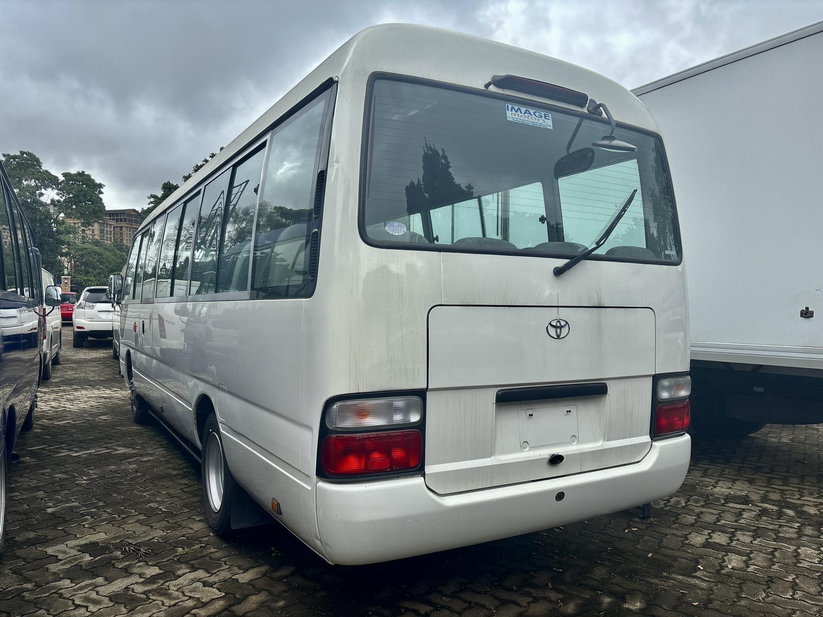 2005 TOYOTA COASTER - Image 3 - Image Motors Tanzania