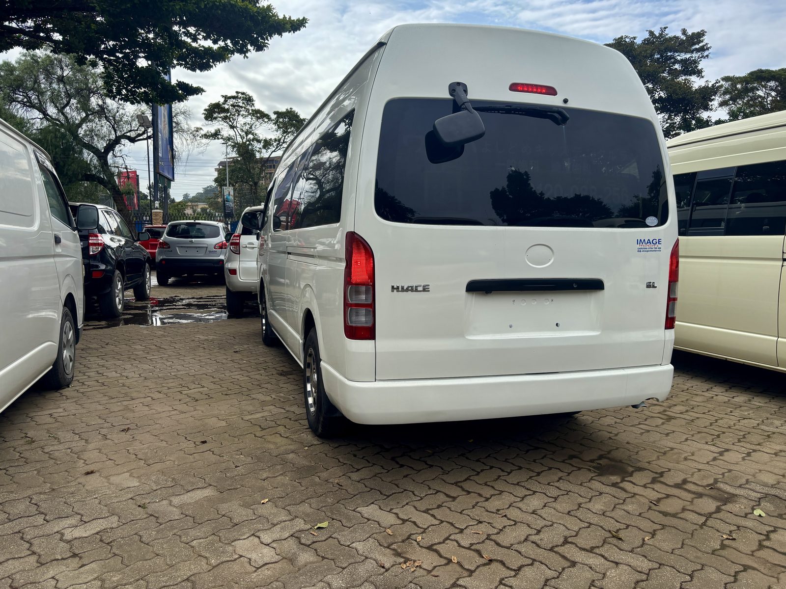 2005 TOYOTA HIACE - Image 6 - Image Motors Tanzania
