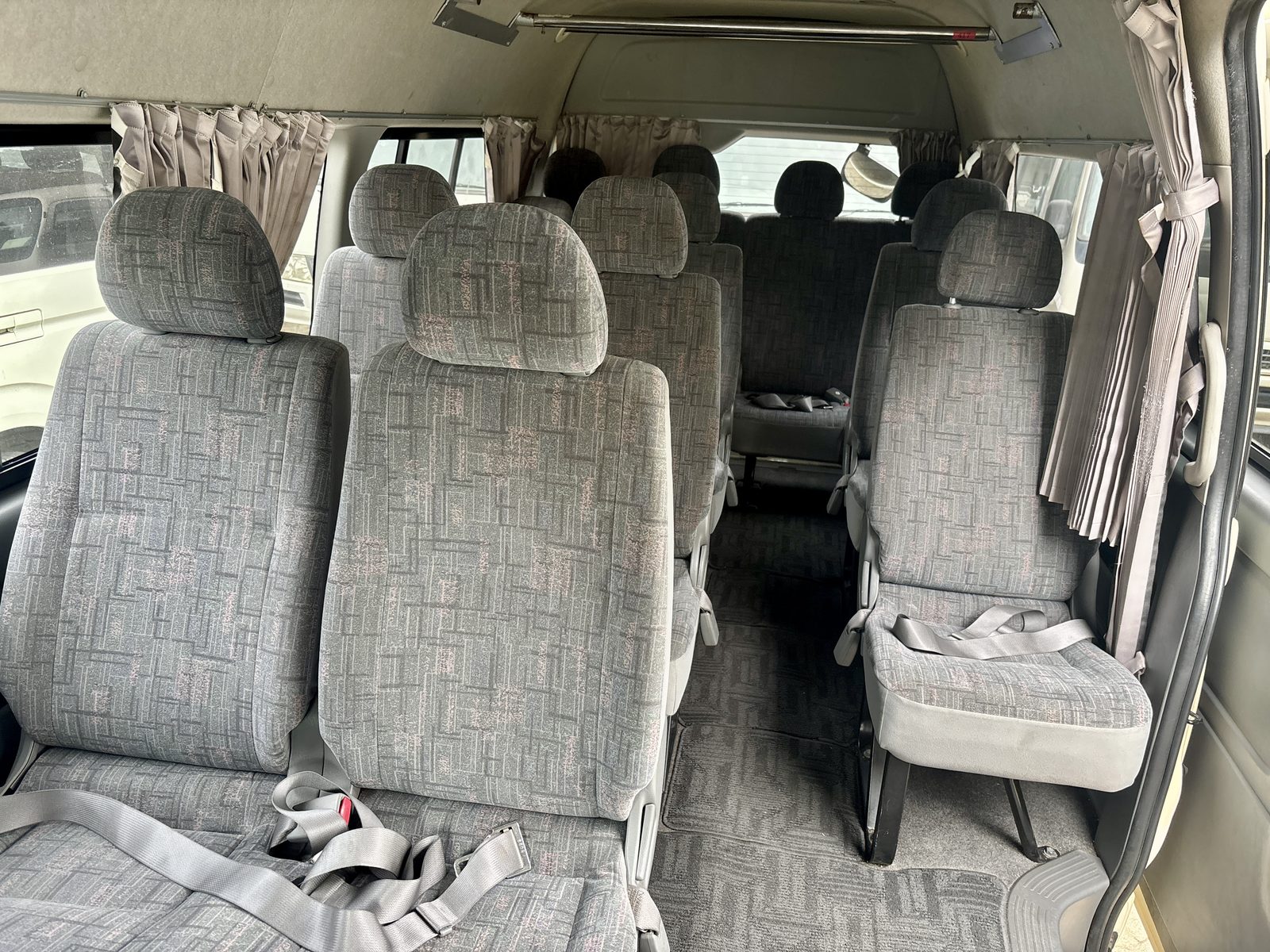 2005 TOYOTA HIACE - Image 5 - Image Motors Tanzania