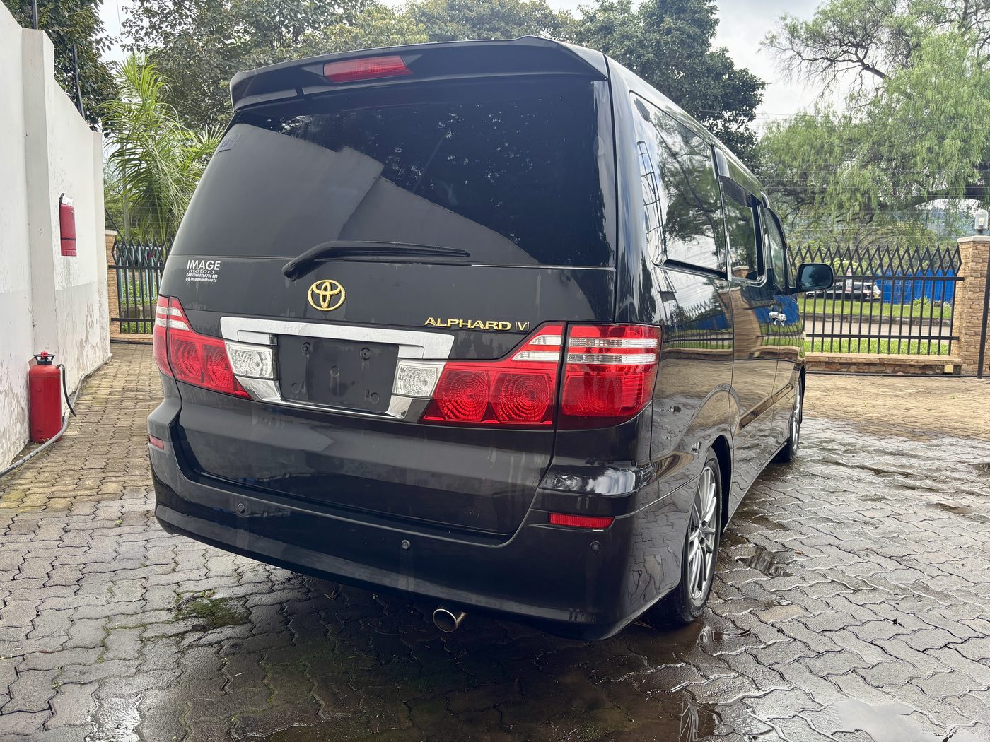 2006 TOYOTA ALPHARD - Image 5 - Image Motors Tanzania