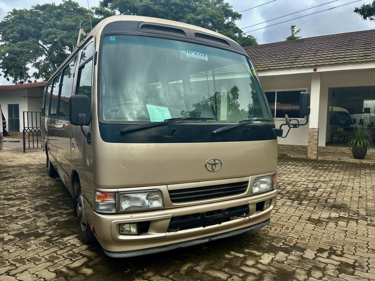 2006 TOYOTA COASTER - Image 2 - Image Motors Tanzania