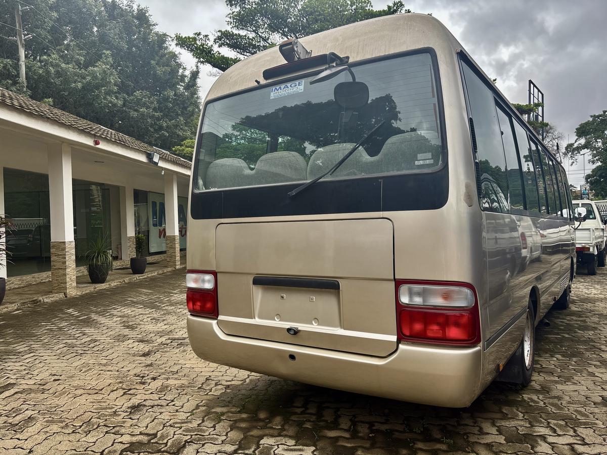 2006 TOYOTA COASTER - Image 5 - Image Motors Tanzania