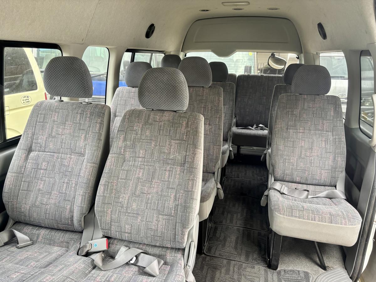 2006 TOYOTA HIACE - Image 2 - Image Motors Tanzania