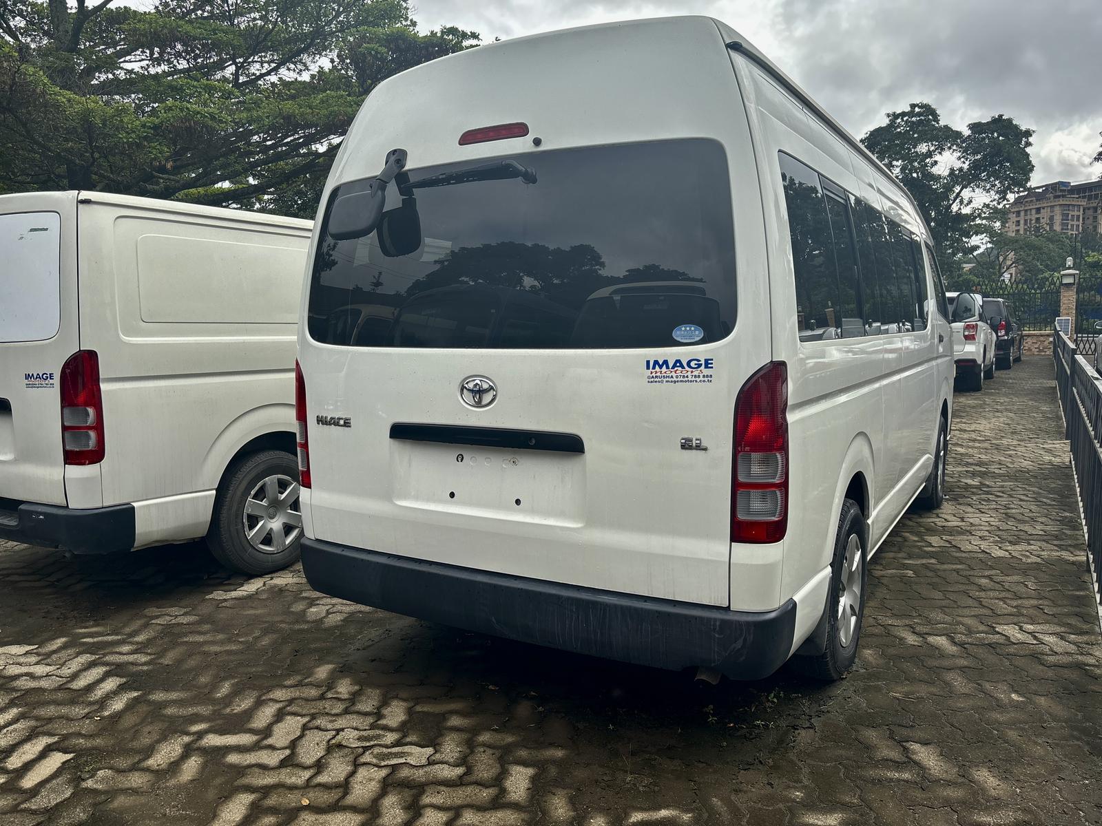 2006 TOYOTA HIACE - Image 4 - Image Motors Tanzania