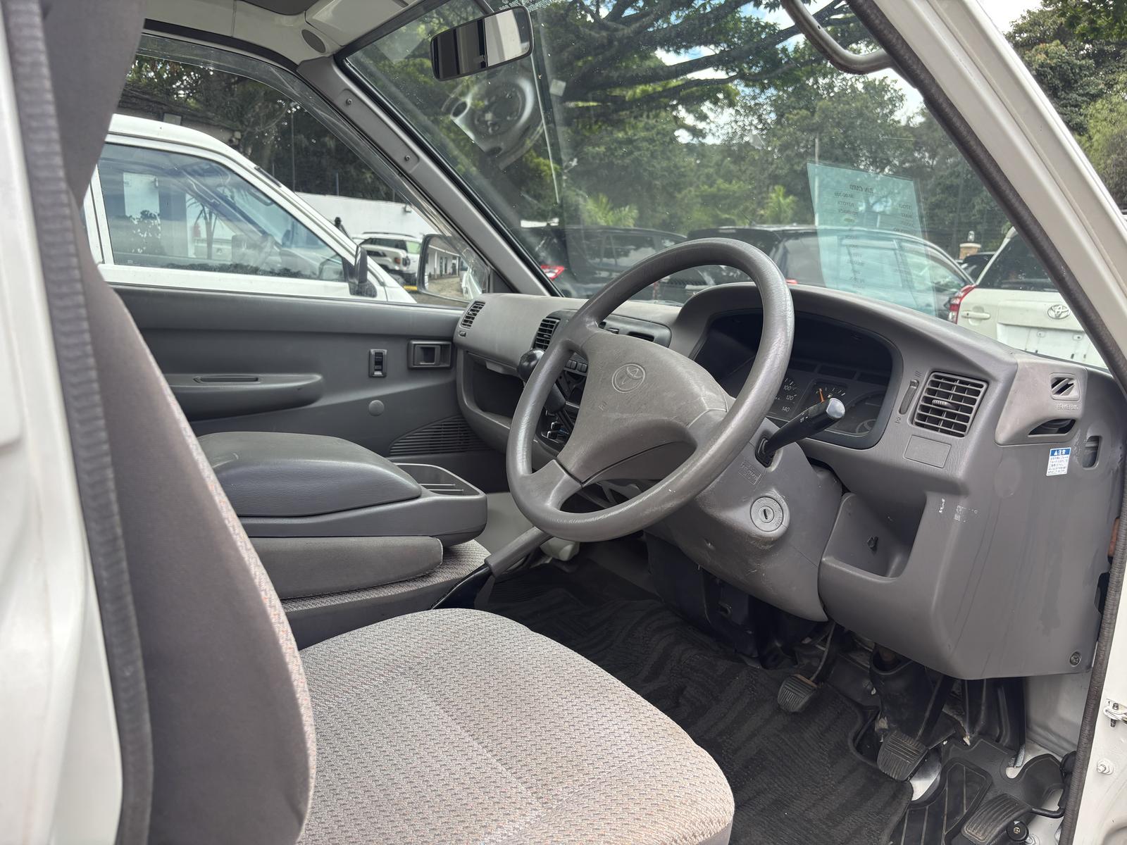 2006 TOYOTA TOWNACE TRUCK - Image 6 - Image Motors Tanzania