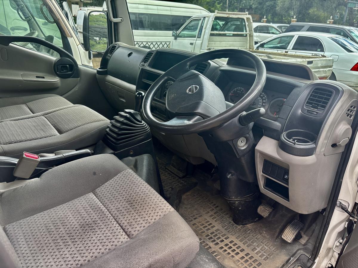 2007 NISSAN CABSTAR - Image 6 - Image Motors Tanzania