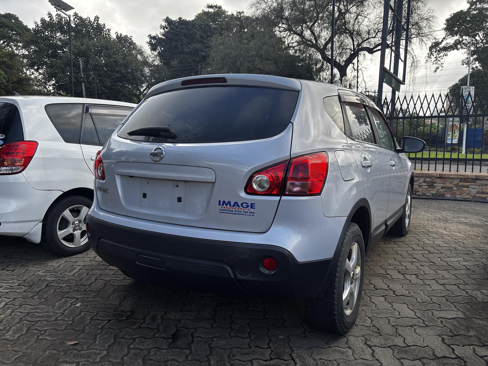 2008 NISSAN DUALIS - Image 2 - Image Motors Tanzania