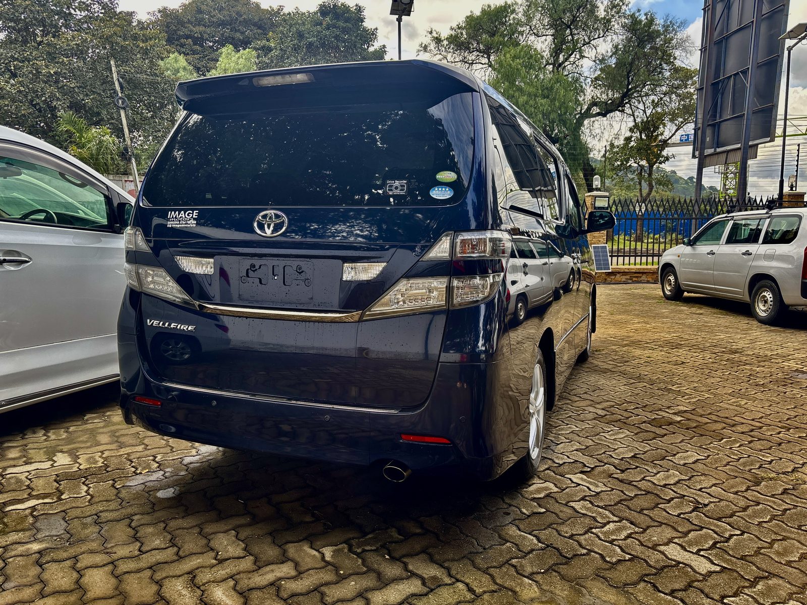 2008 TOYOTA VELLFIRE - Image 4 - Image Motors Tanzania