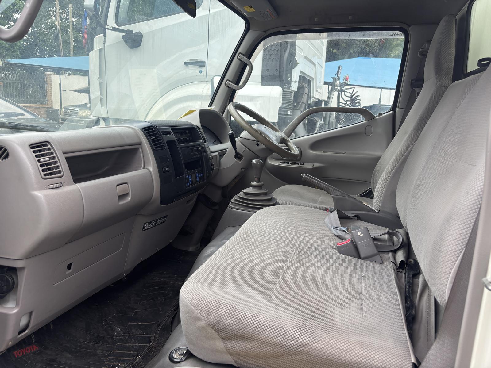 2009 TOYOTA DYNA FREEZER - Image 5 - Image Motors Tanzania