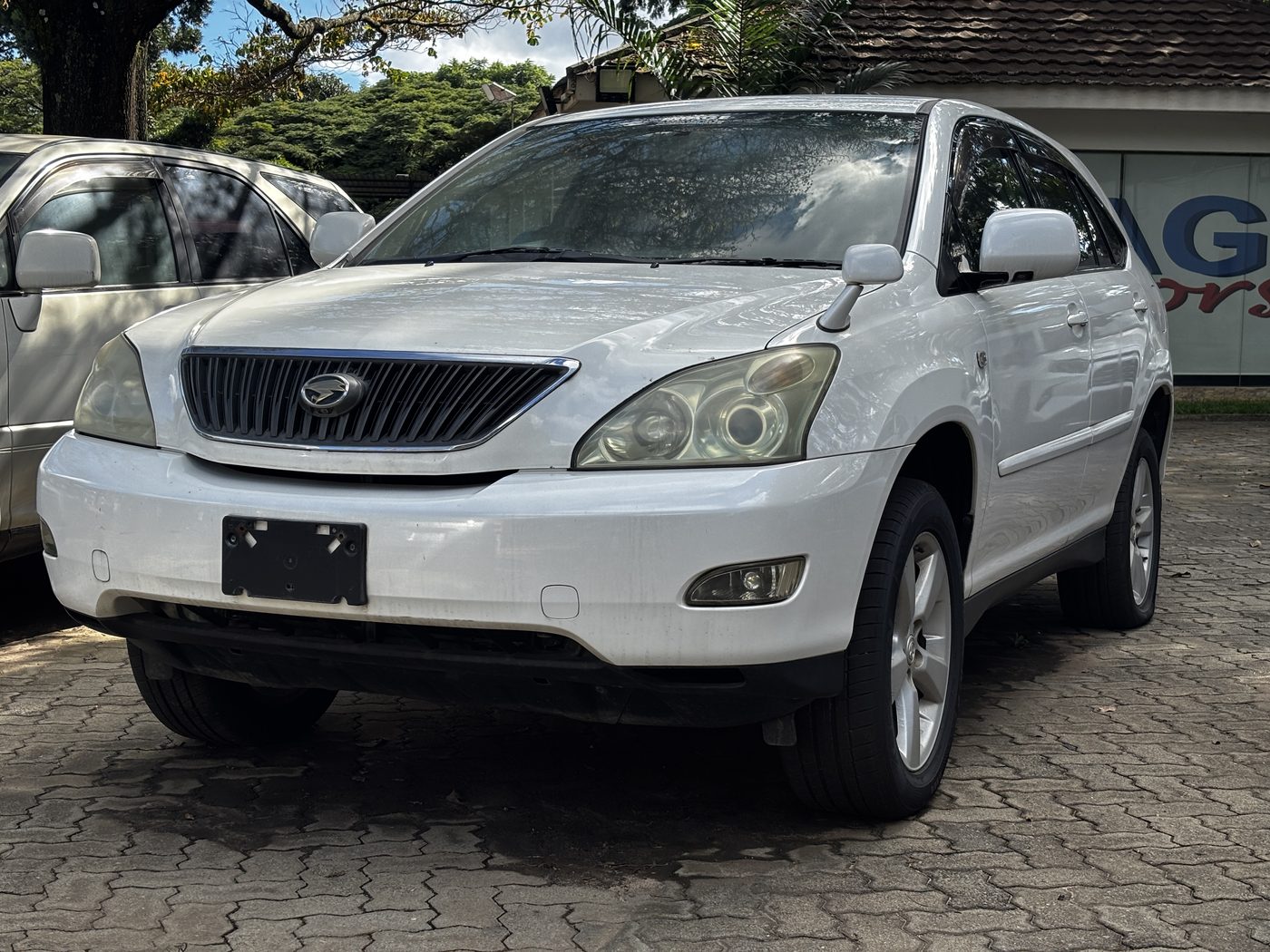 0 TOYOTA HARRIER - Image 5 - Image Motors Tanzania