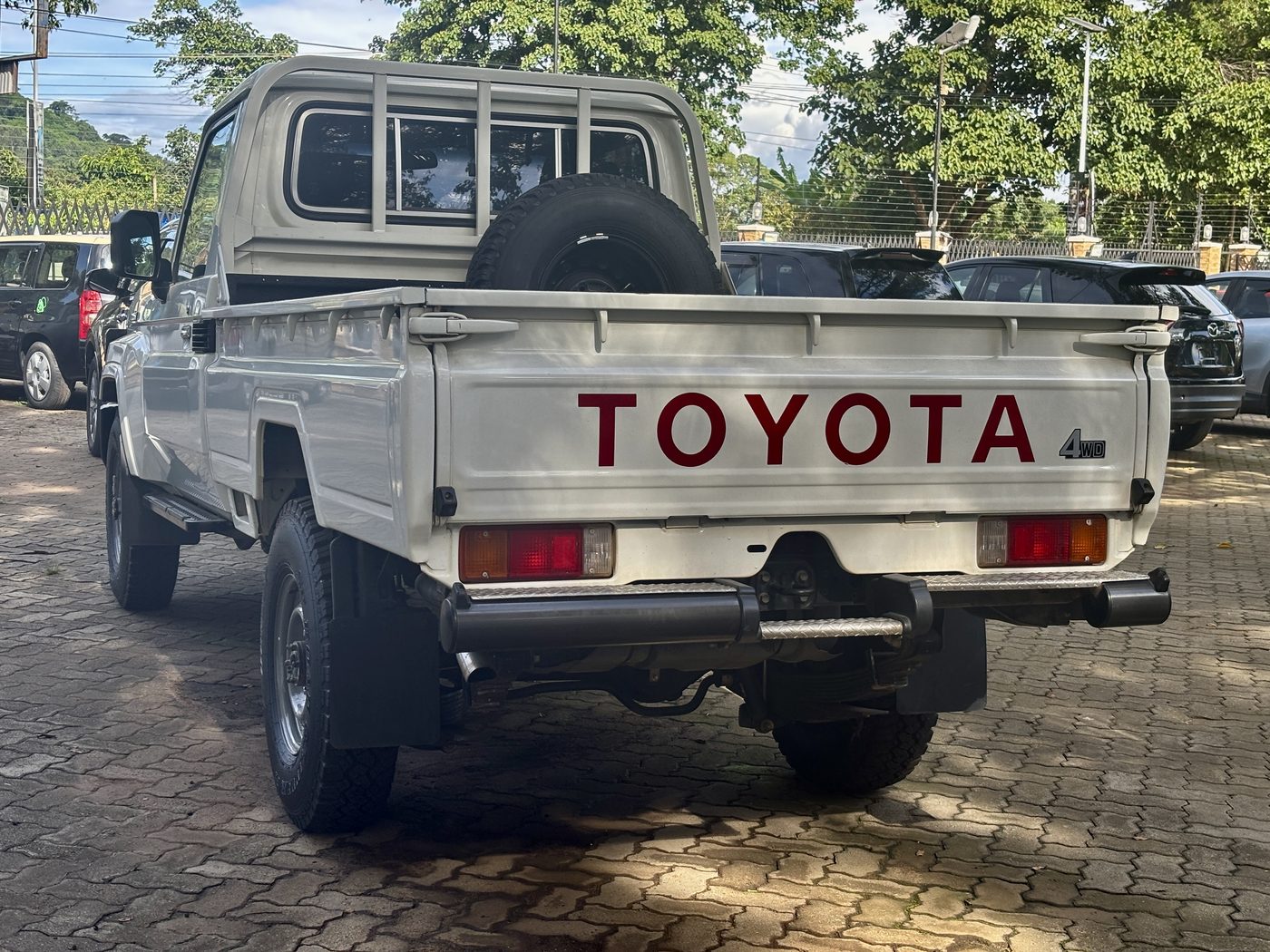 0 TOYOTA LANDCRUISER HARDTOP - Image 4 - Image Motors Tanzania