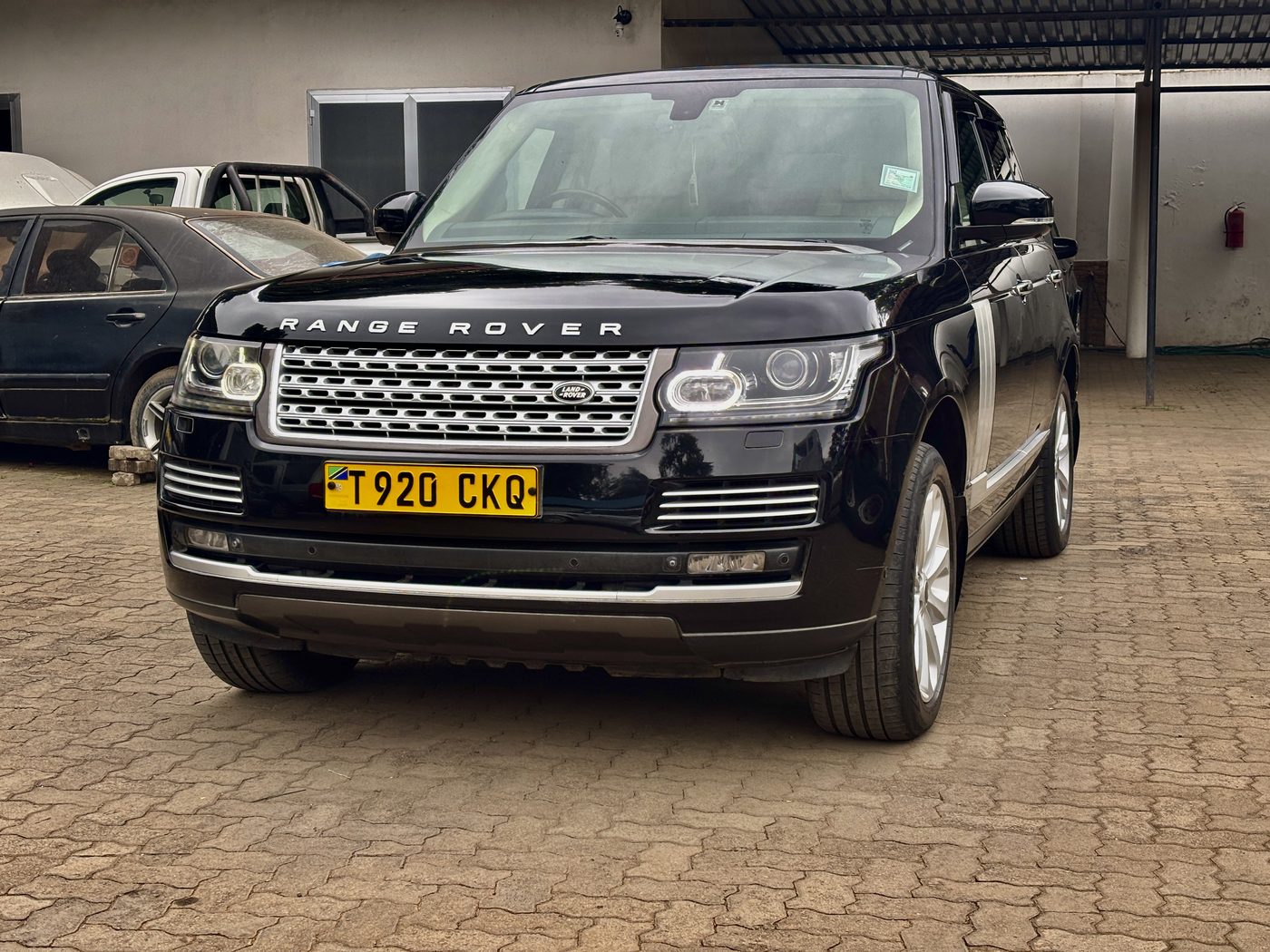 0 TOYOTA RANGE ROVER - Image 3 - Image Motors Tanzania