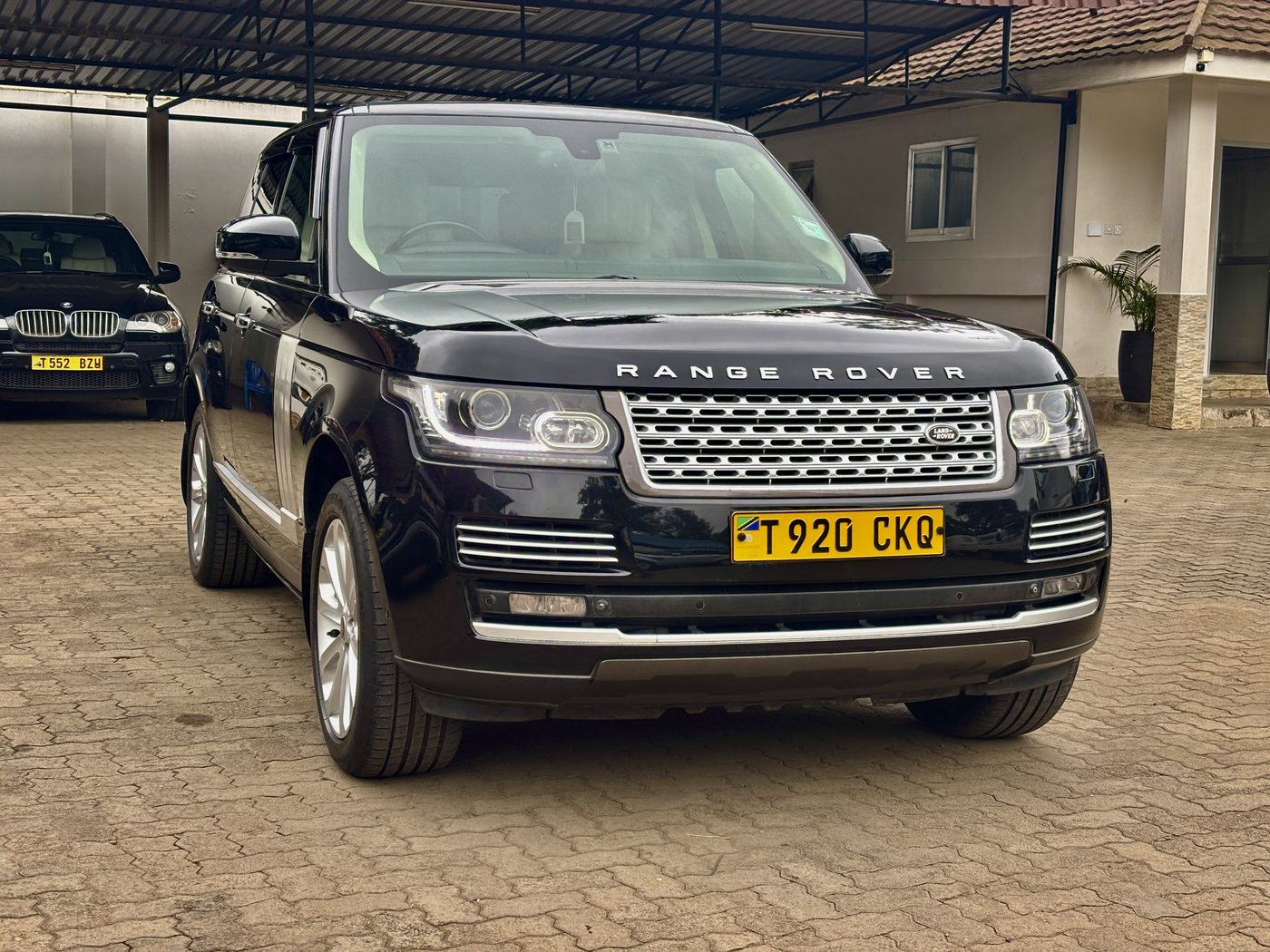 0 TOYOTA RANGE ROVER - Image 4 - Image Motors Tanzania