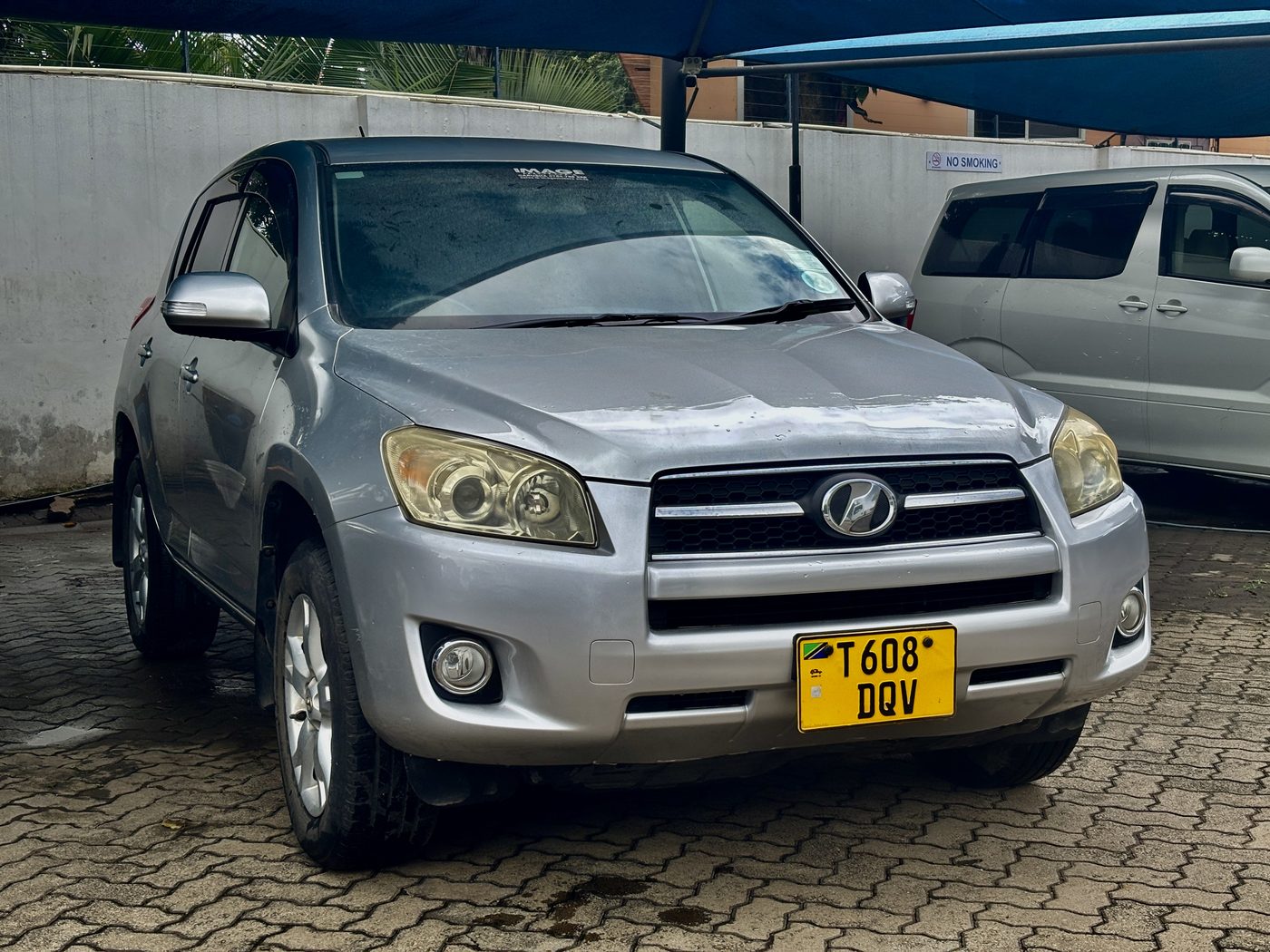 0 TOYOTA RAV 4 - Image 2 - Image Motors Tanzania