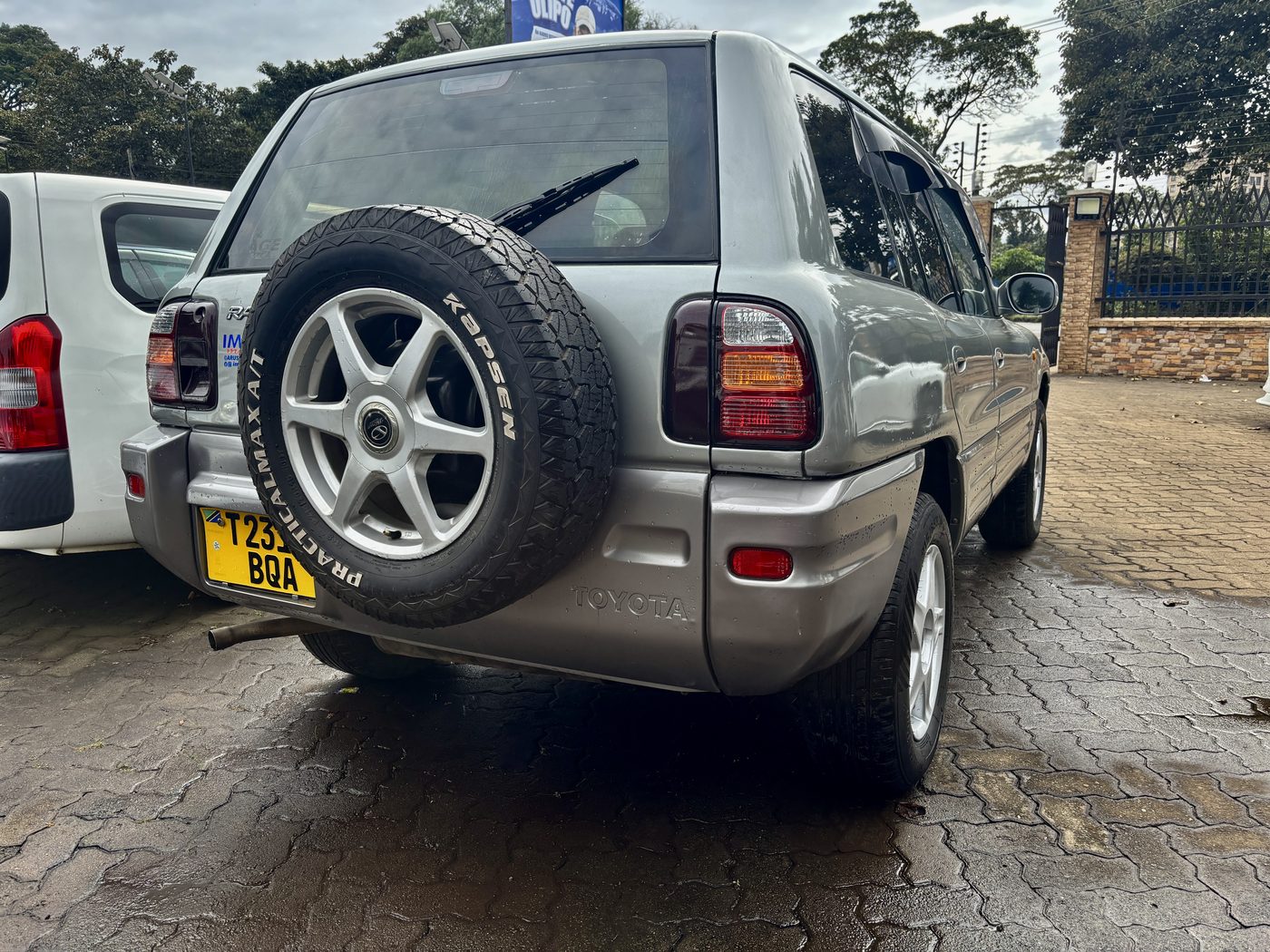 0 TOYOTA RAV4 - Image 5 - Image Motors Tanzania