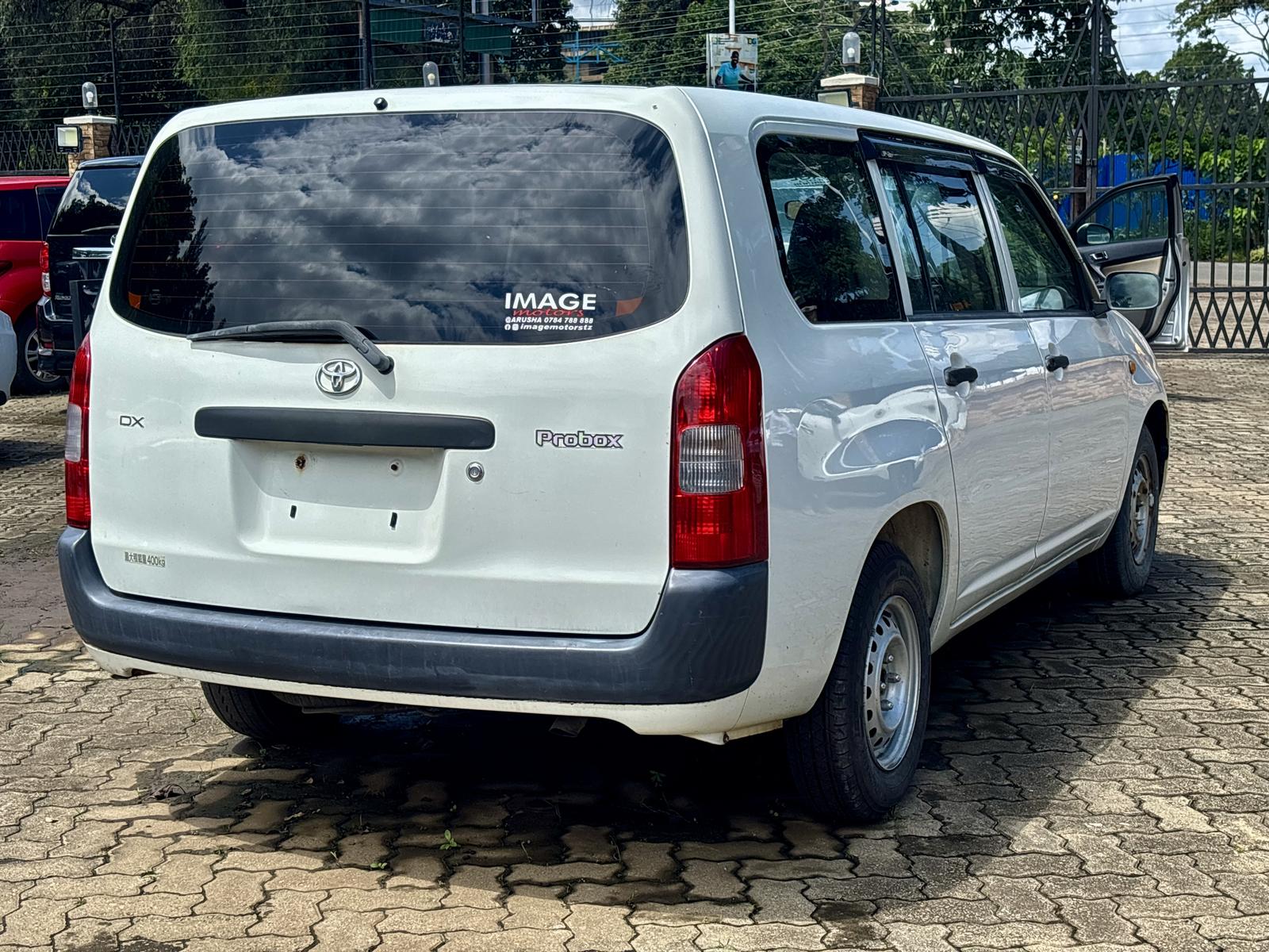 TOYOTA PROBOX VAN