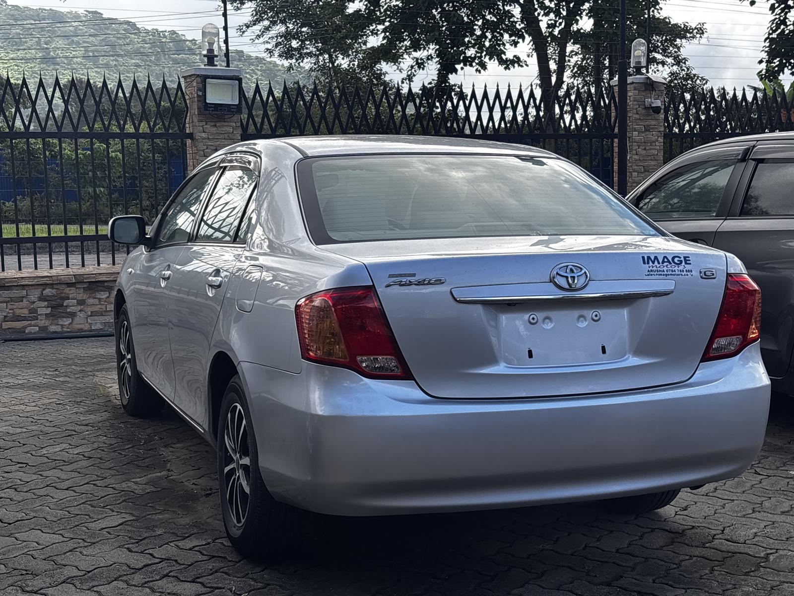 TOYOTA COROLLA AXIO