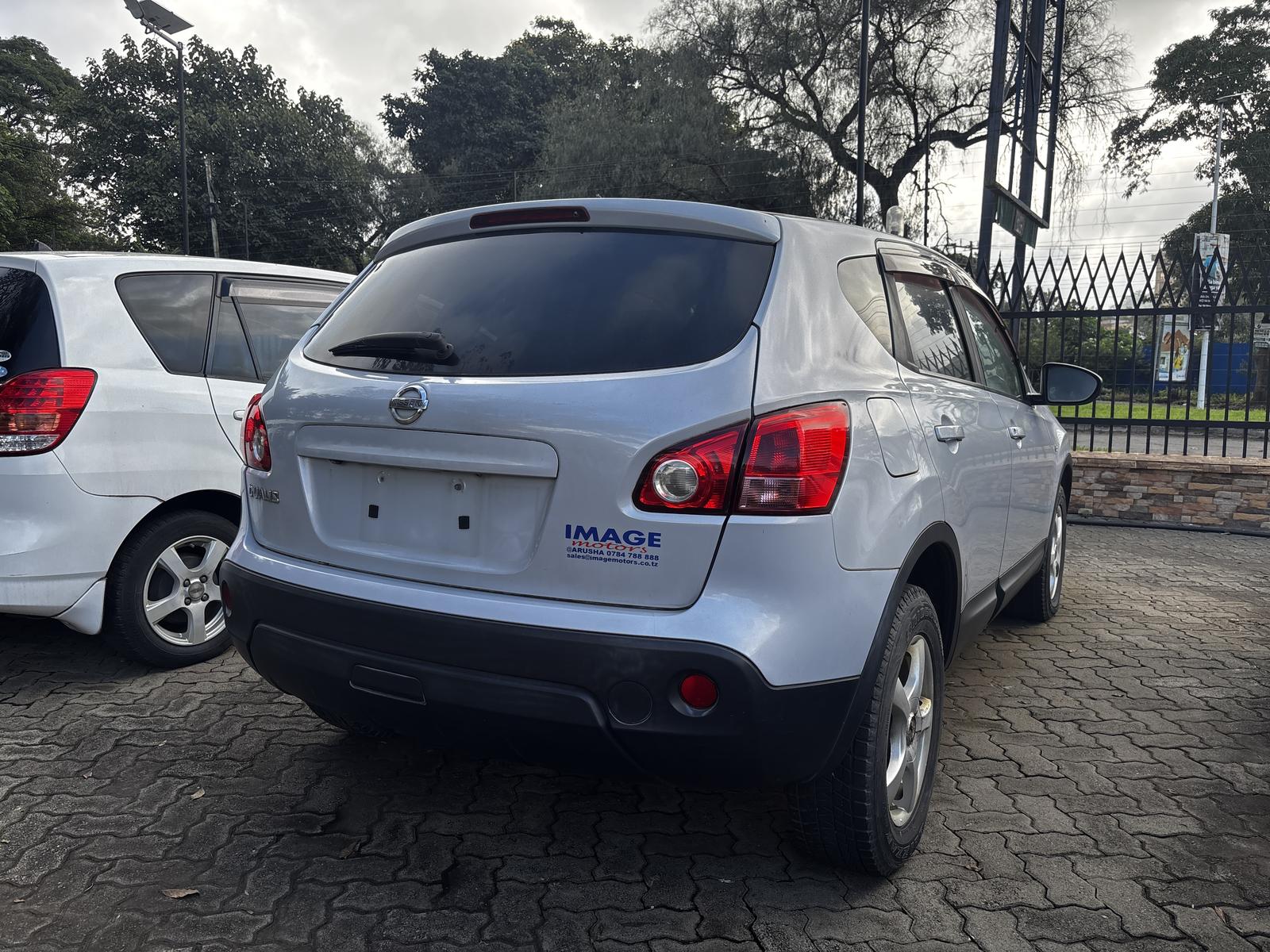 NISSAN DUALIS