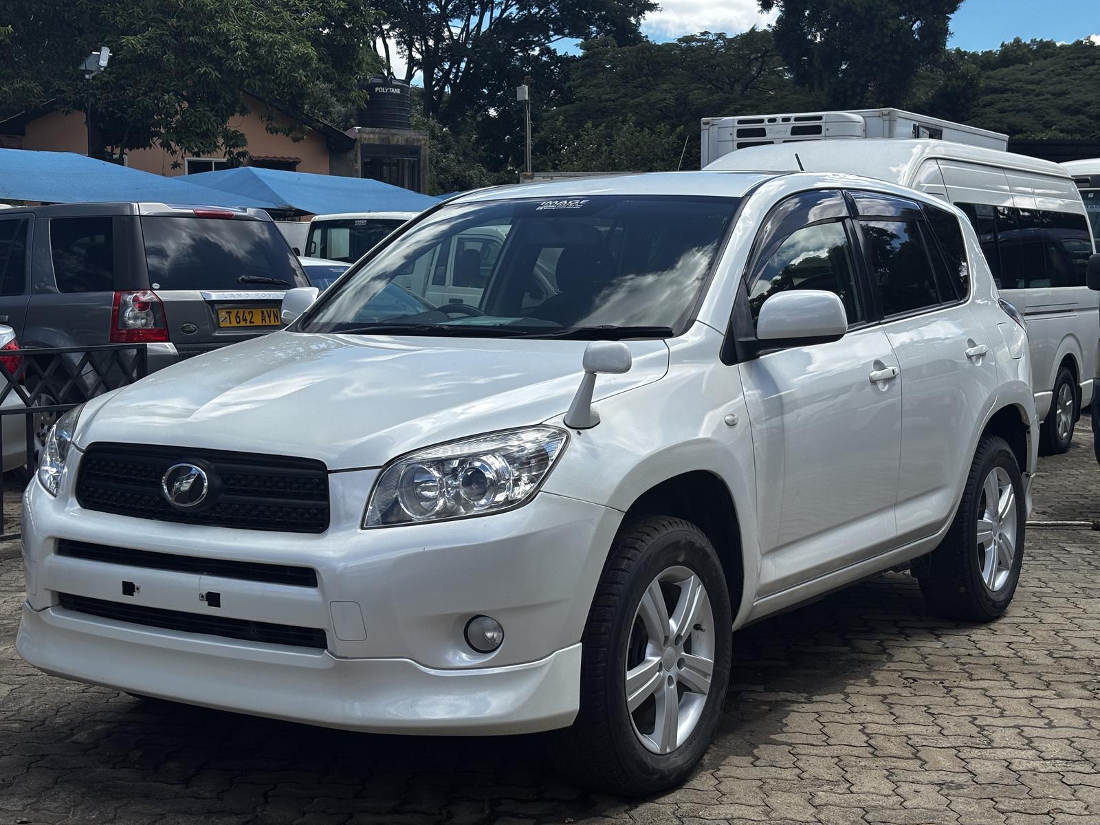 TOYOTA RAV 4
