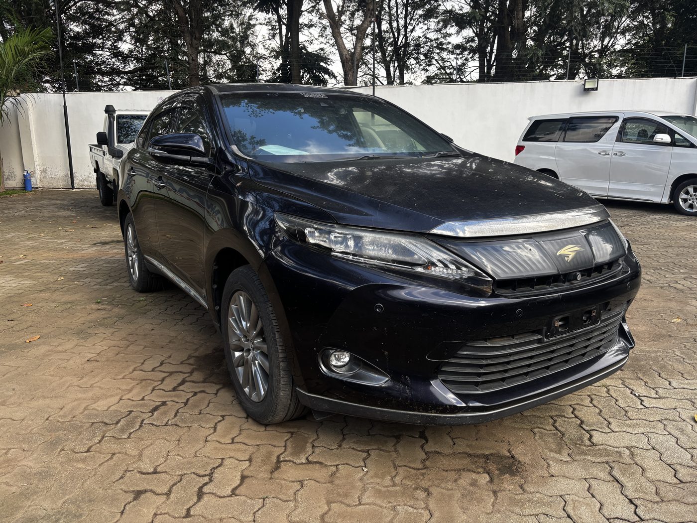 2014 TOYOTA HARRIER